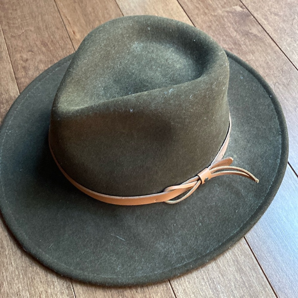 Felt/Wool Brown Hat